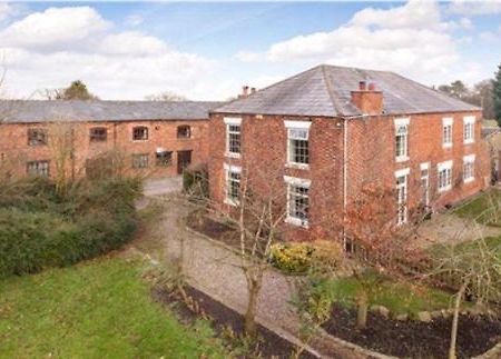 Hopley House Bed & Breakfast Middlewich Exterior photo